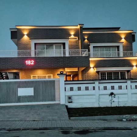 Islamabad Travelodge Guest House Luaran gambar