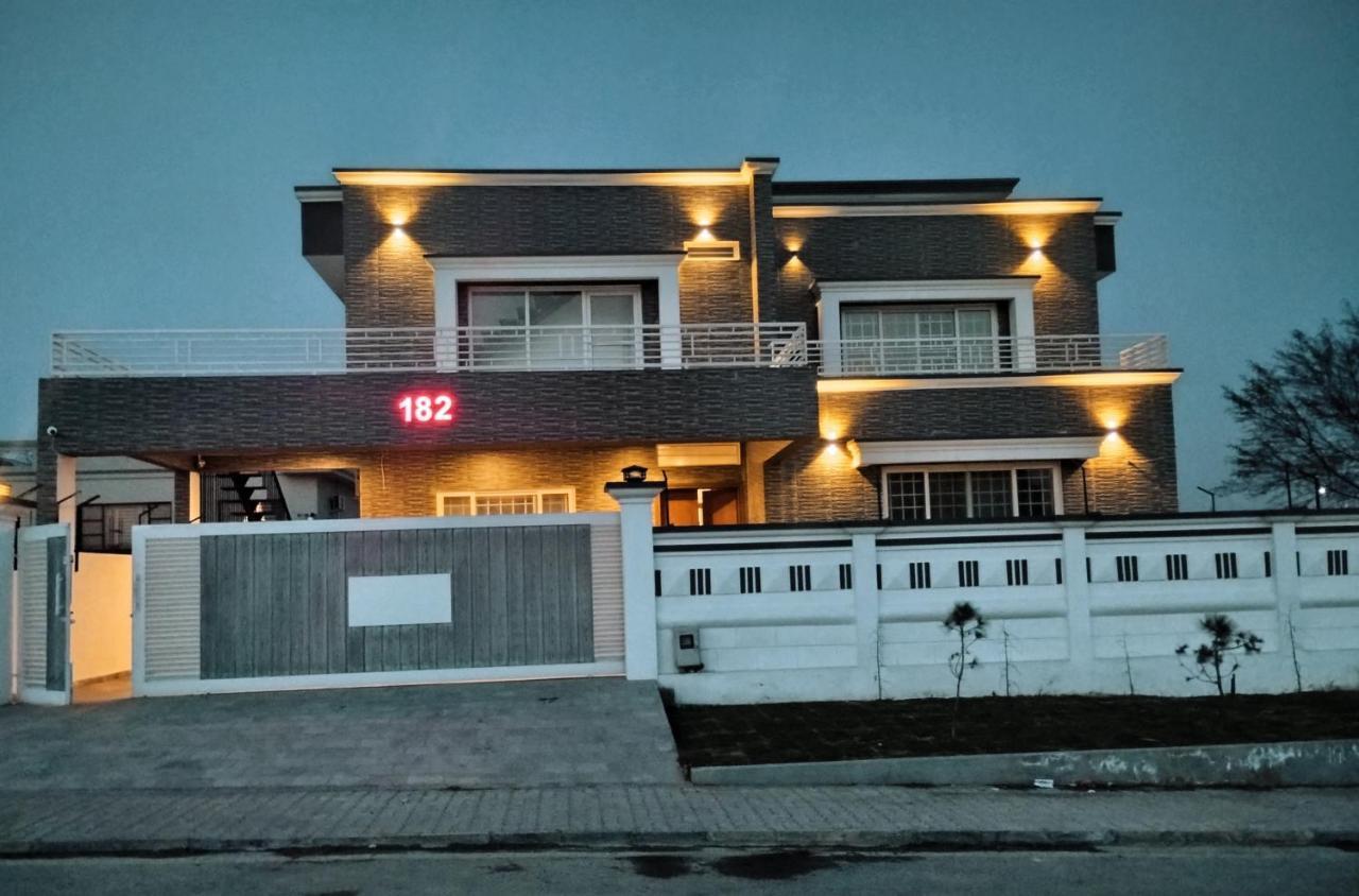 Islamabad Travelodge Guest House Luaran gambar