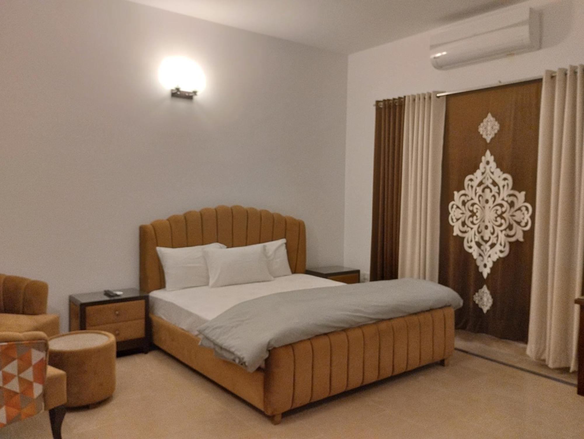 Islamabad Travelodge Guest House Bilik gambar